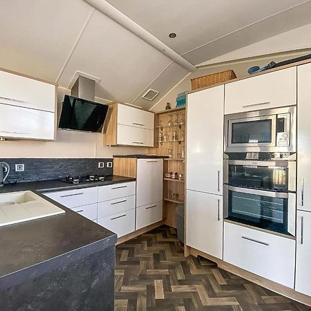 Luxury Caravan At Seaview Holiday Park In Kent Ref 47034Pb Whitstable Luaran gambar