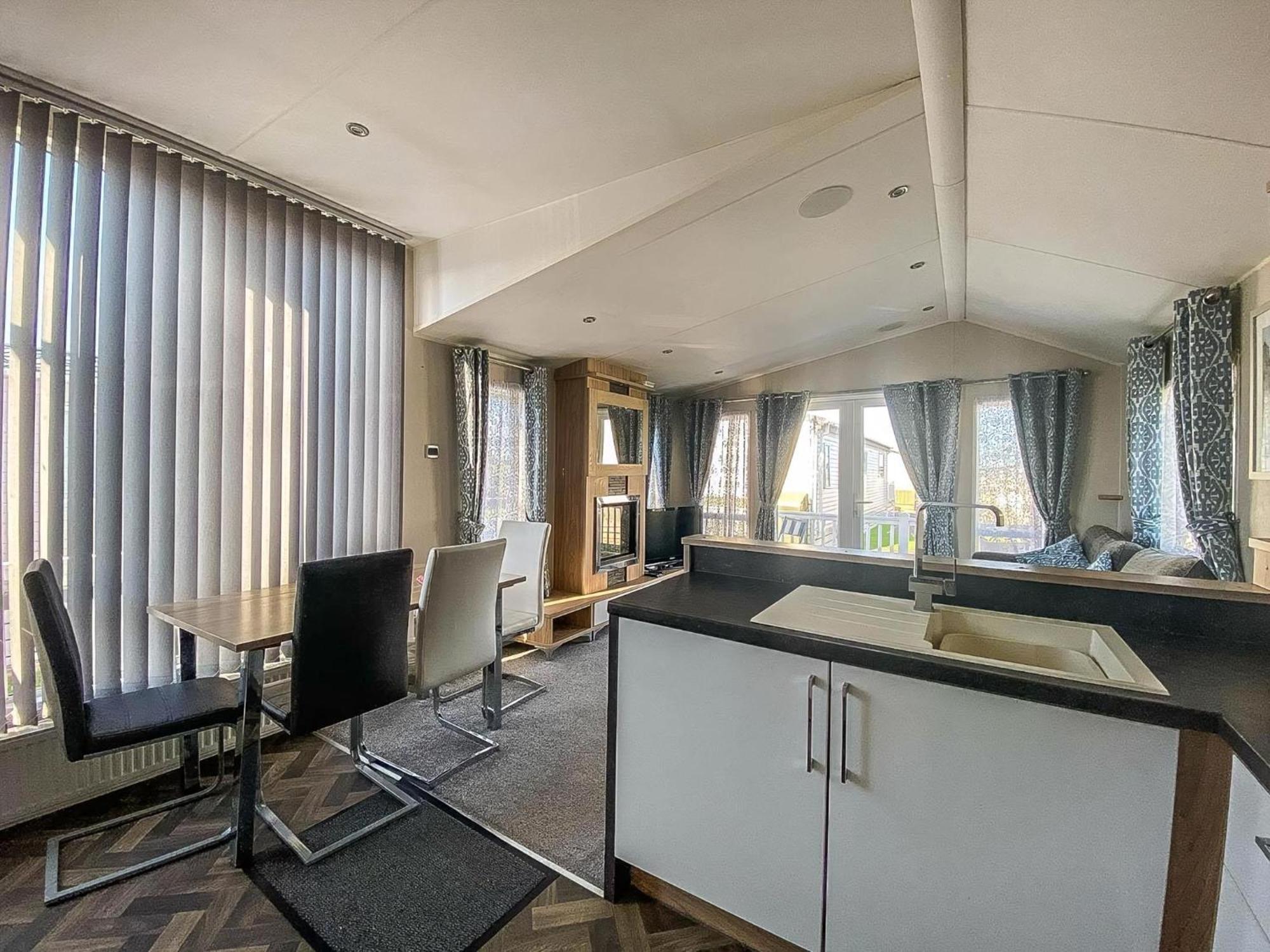 Luxury Caravan At Seaview Holiday Park In Kent Ref 47034Pb Whitstable Luaran gambar