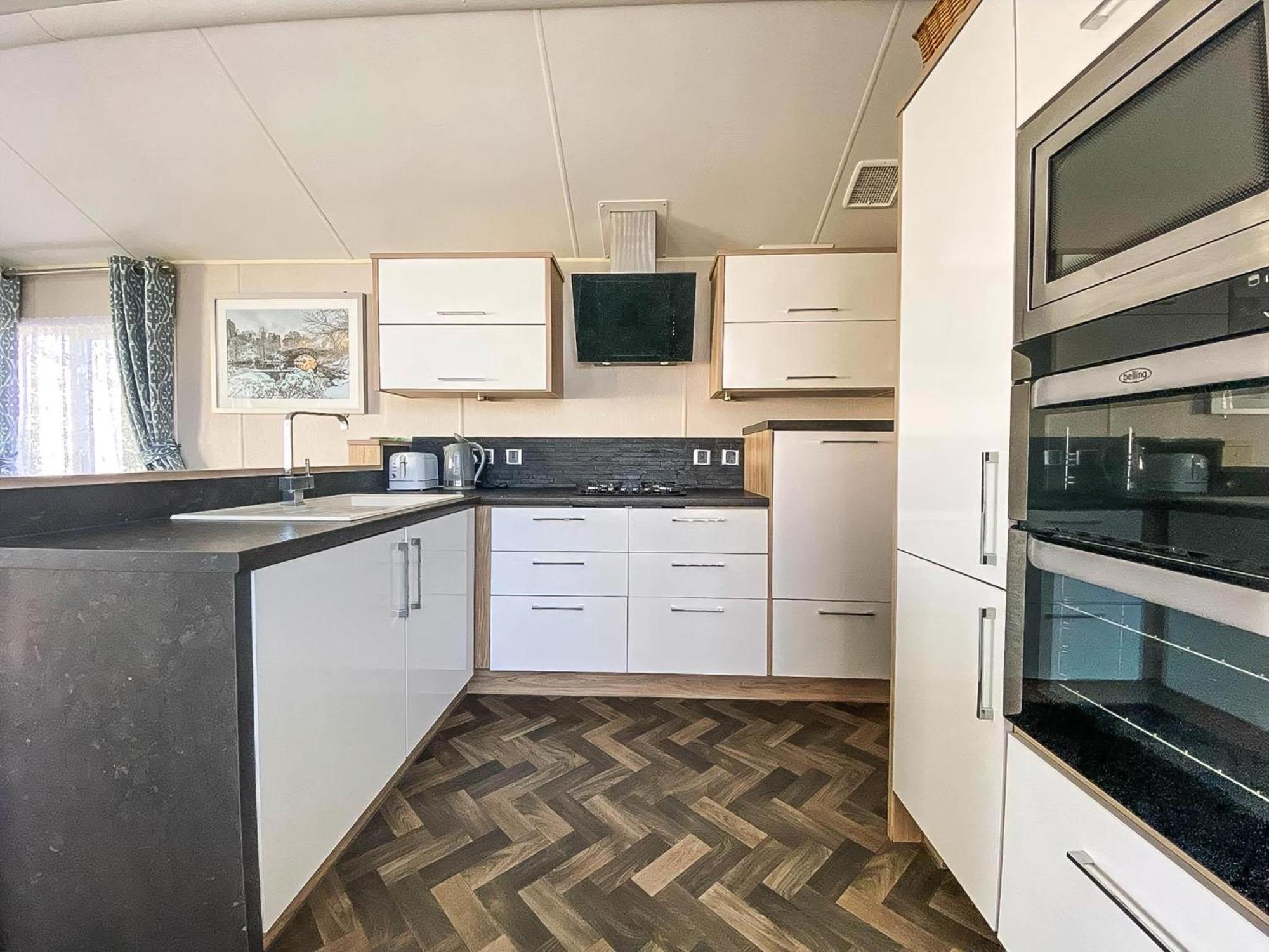 Luxury Caravan At Seaview Holiday Park In Kent Ref 47034Pb Whitstable Luaran gambar